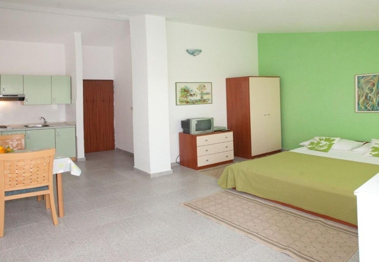 Apartments Filip Trogir Exterior foto